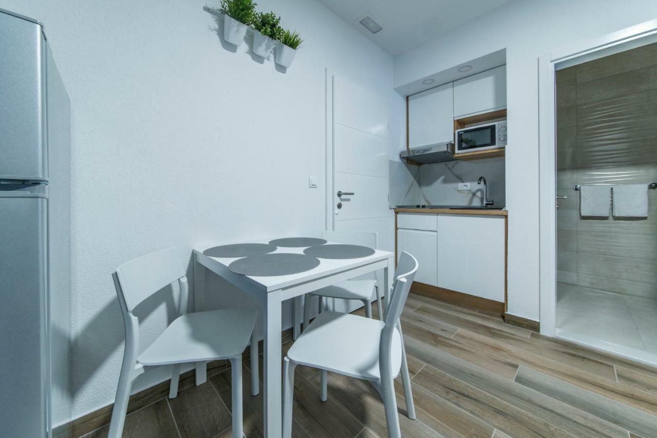 Apartmani Spiline Baška Voda Exterior foto