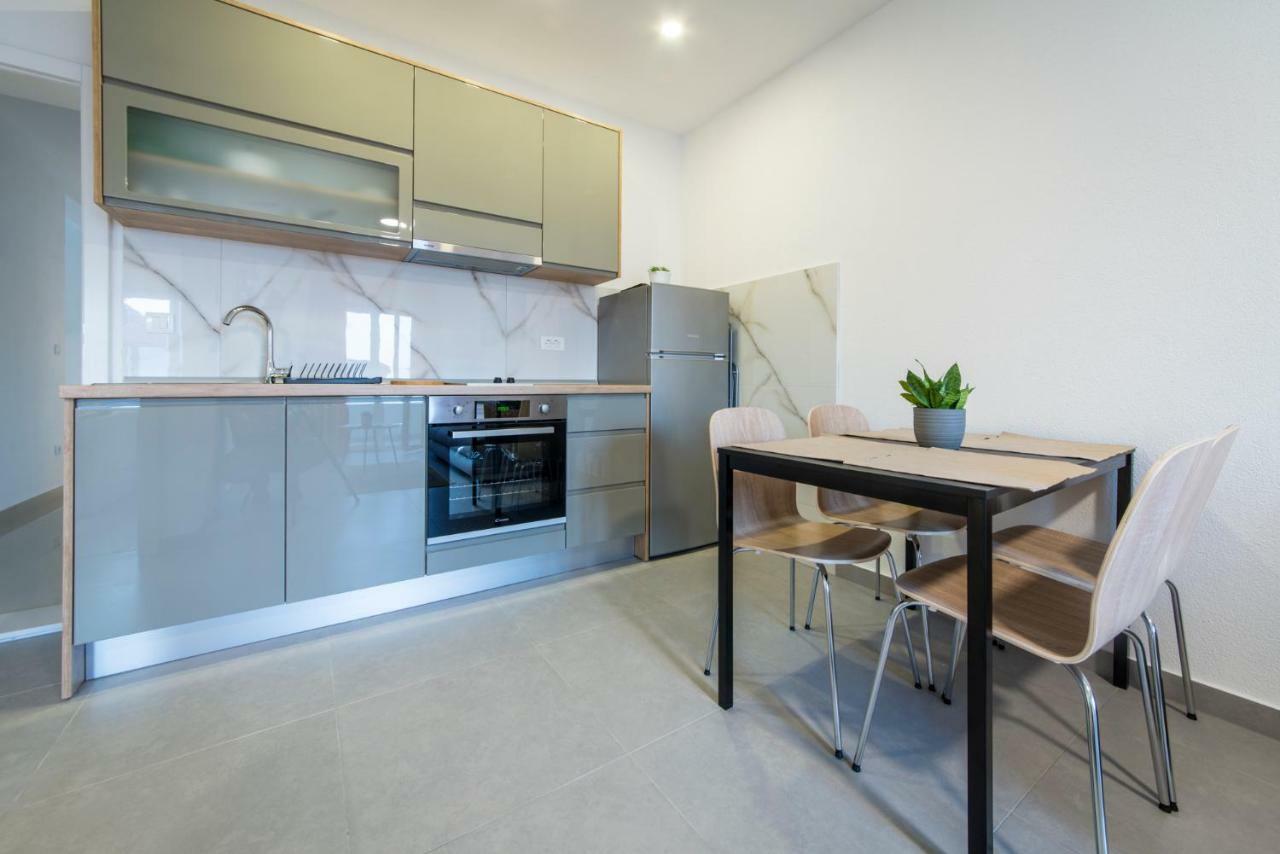 Apartmani Spiline Baška Voda Exterior foto